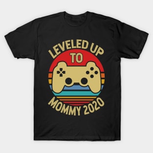 Leveled Up To Mommy Gift For Mom T-Shirt